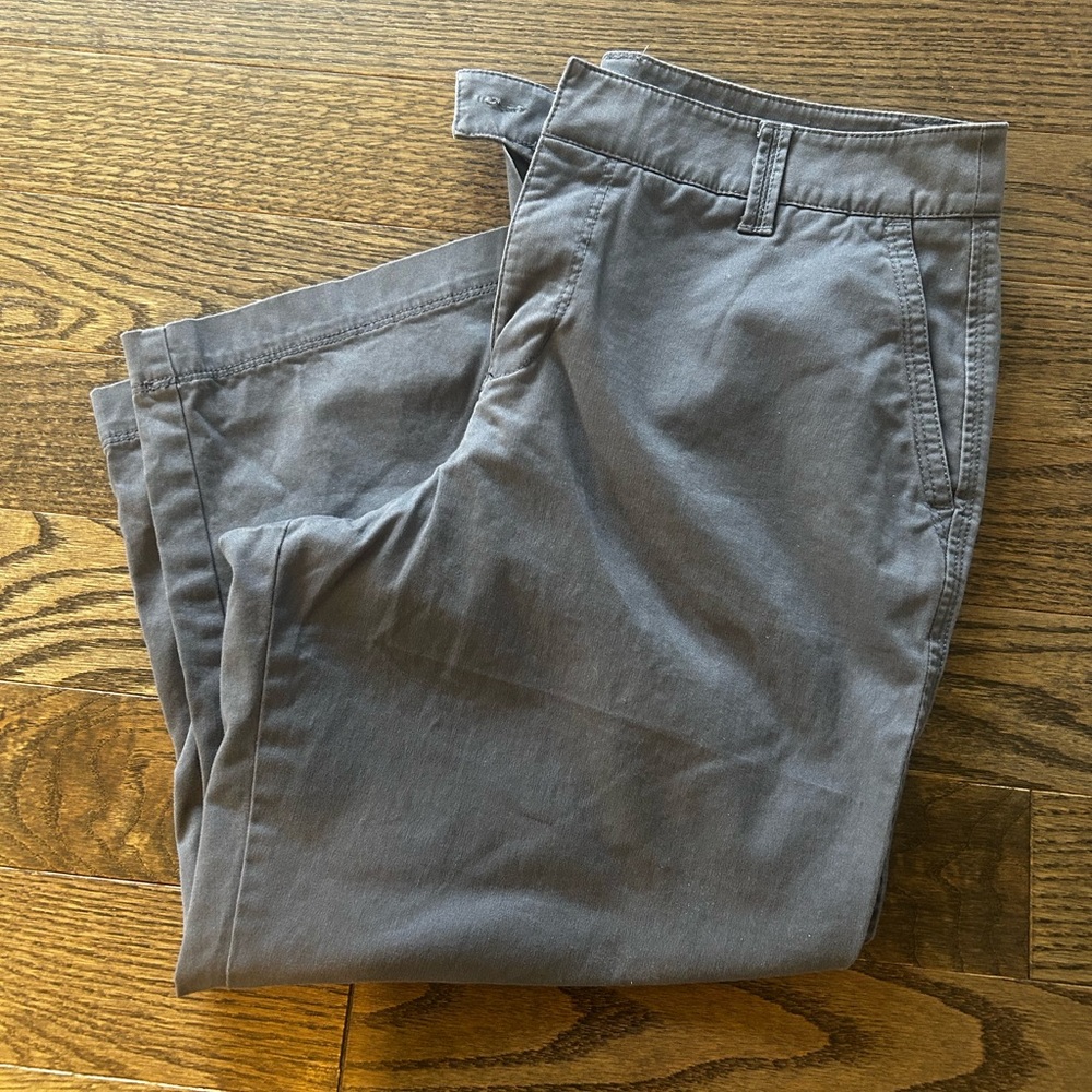 Women’s Sonoma Capris Dusty Blue Size 10